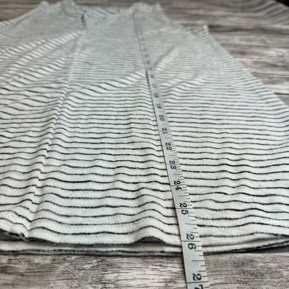Old Navy Women's Striped Sleeveless Sweater White Black XST XS Extra Small TALL - Picture 10 of 10